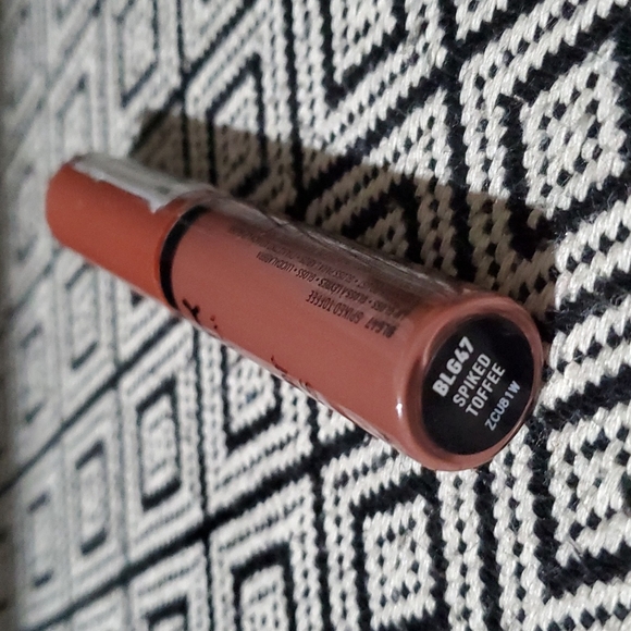 NYX Butter Gloss BLG47 Spiked Toffee - Picture 13 of 13